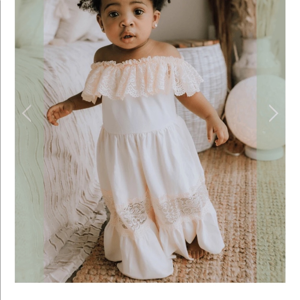 New without tags, Bailey Blossom cream dress